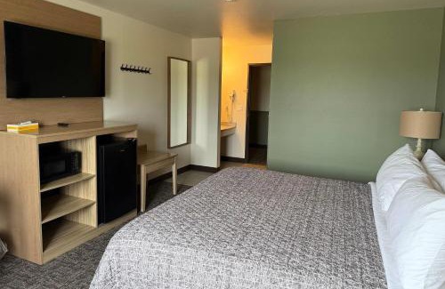 Atlanta Hotel | Travelodge by Wyndham Atlanta, Illinois