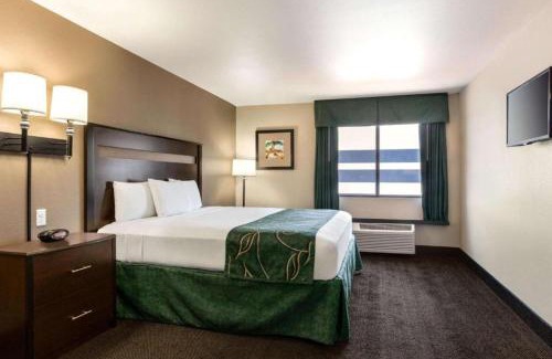 Santa Teresa Hotel | Travelodge by Wyndham Santa Teresa