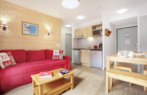 Vaujany Apartment | travelski home select - Résidence Le Crystal 3 stars