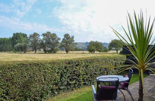 Hythe House | Treacle Cottage At Treacle Den - E5385