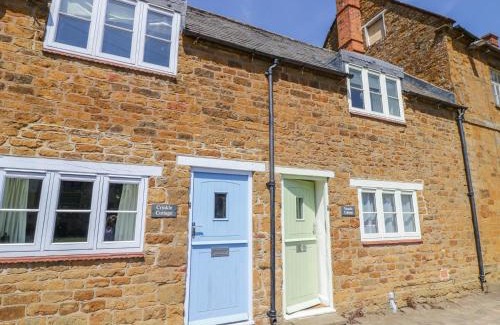 Sibford Gower House | Treacle Cottage