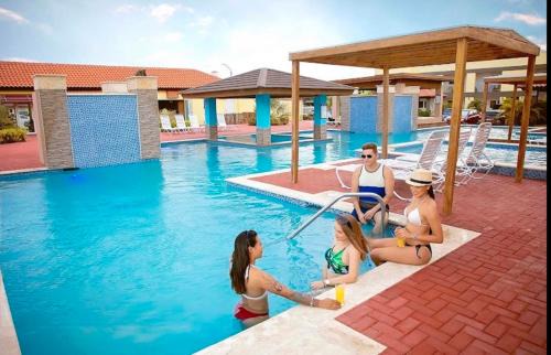 Oranjestad-West Apartment | Treasures at the Pearl Eagle Beach
