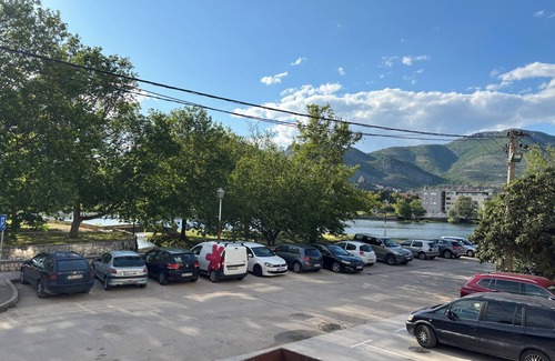 Trebinje Apartment | TREBINJE – CENTER: LUXURY ONE-BEDROOM APARTMENT "ELIZA" ON TREBIŠNJICA RIVERBANK