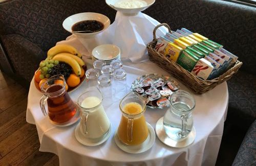 Iffley Hotel | Tree Hotel at Iffley