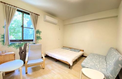 Tongluo House | Tree House Café & Homestay