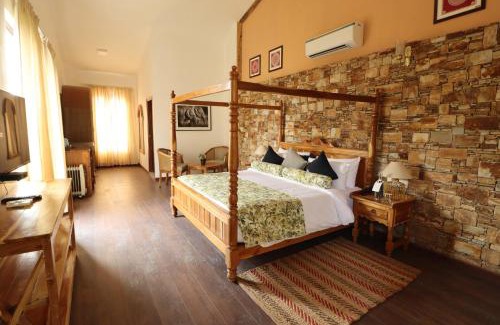 Bail Parao Resort | Tree of Life Vanvilas Riveredge Corbett