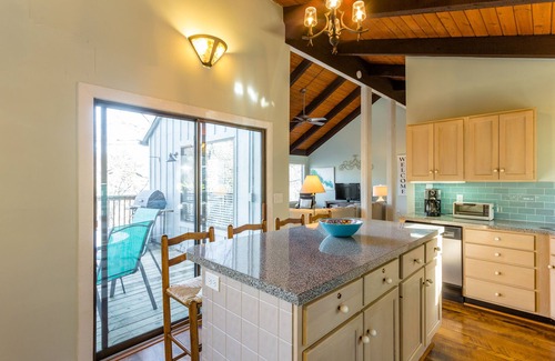 McGaheysville Villa | Tree top home in Massanutten next to slopes