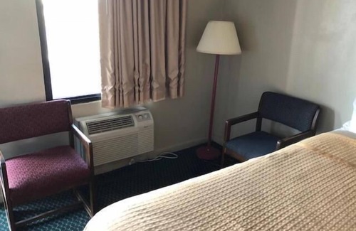 Florence Hotel | Tree Top Inn Florence