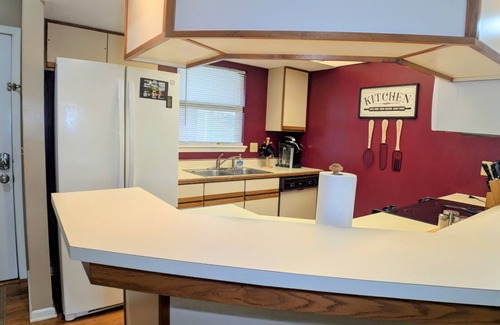 Table Rock Condo | Tree Top Terrace~NEW LISTING!~Pointe Royale Resort~Pools~Hottub