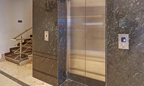 Chikkajala Hotel | Treebo Emora Grand