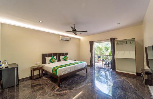 Carmona Hotel | Treebo Grand Royale Eco Residency with Pool