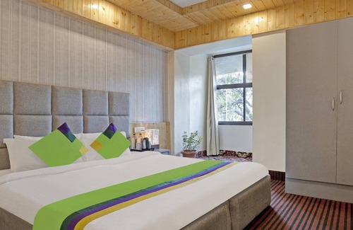 Mallital Hotel | Treebo Kosmos Anamika, 1 Km From Nainital Lake