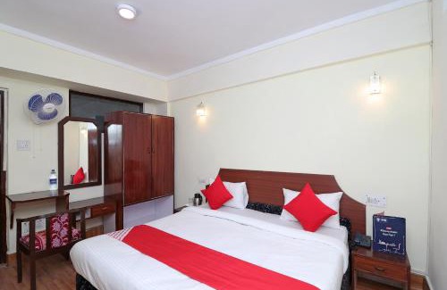 Mallital Hotel | Treebo Kosmos Anamika, 1 Km From Nainital Lake