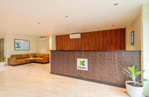 Banjara Hills Hotel | Treebo The Infinity, Banjara Hills