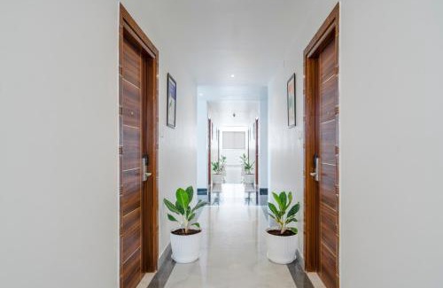 Banjara Hills Hotel | Treebo The Infinity, Banjara Hills