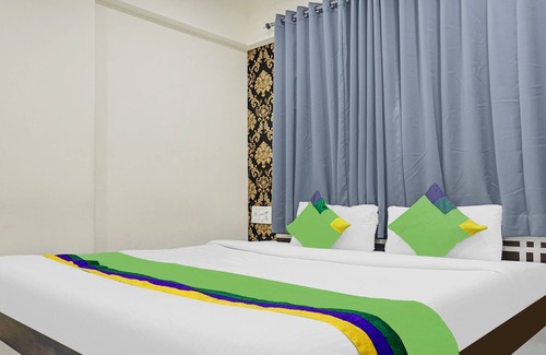 Pimpri - Chinchwad Hotel | Treebo Trend Emerald Tree Chakan