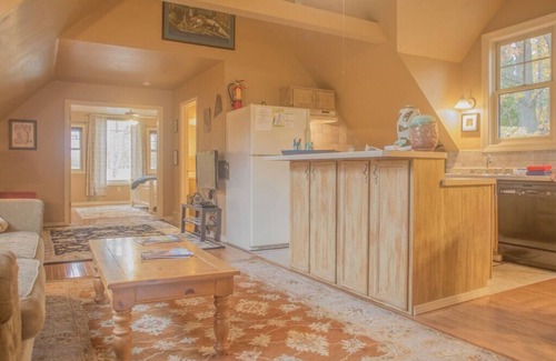 Egg Harbor Cabin | Treehouse at Plum Bottom *Voted Best of Door County