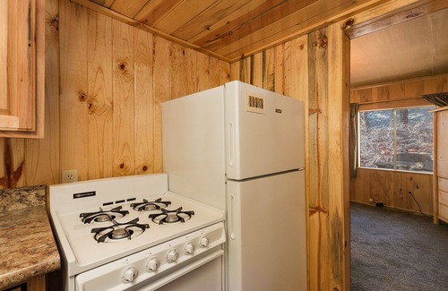 Bayfield Cabin | TreeHouse Cabin on Lake Vallecito - Fireplace, Porch, Hammock, Dogs OK