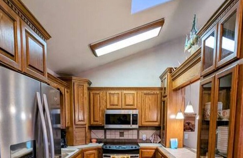 Davis House | Treehouse Hideaway- Your home away from home