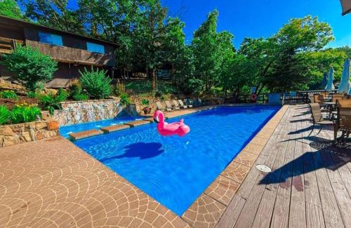 Rocky Mount House | Treehouse Treetop Vllage57-3bed3bapools-8pp