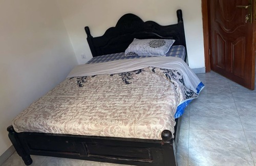 Kigali Cabin | Tremendous lodge/guest house with WiFi in vibrant Kigalinear airport