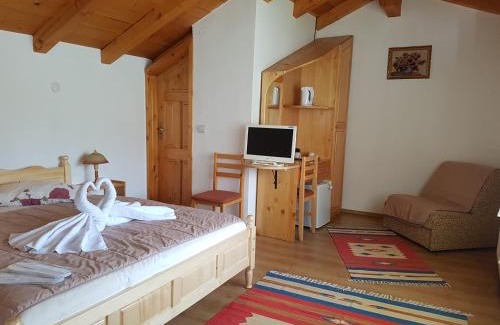 Shiligarnika House | Trenchova Guest House