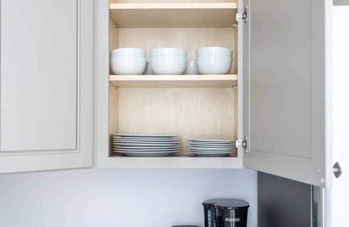 Logan Square Apartment | Trendy 2BR Apartment in Logan Square!