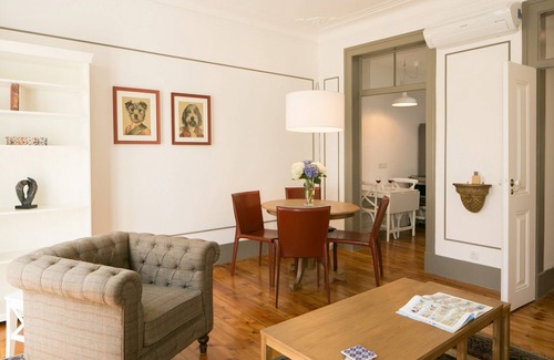 Martires Apartment | Trendy and Super Central Apartment 21 by Lisbonne Collection