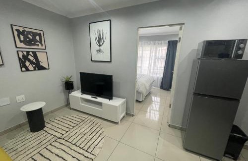 Umtata Apartment | Trendy, Comfortable 1 bedroom Apartments in Mthatha