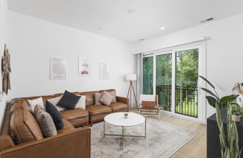 Cleveland Park Apartment | Trendy East Nashville near Coffee Shops & Downtown