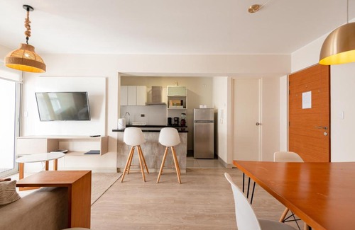 Santa Cruz Apartment | Trendy Host MID, Miraflores