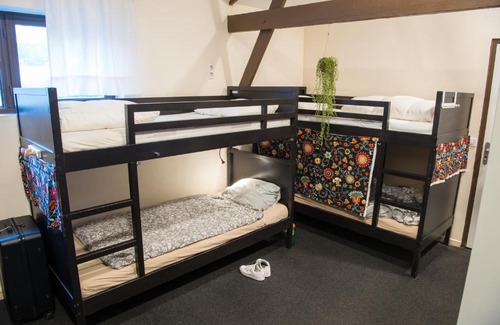 Petit-Ivry Hostel | Trendy Hostel