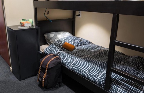 Petit-Ivry Hostel | Trendy Hostel