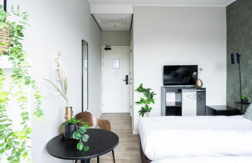 Raamsdonksveer Apartment | Trendy Stay W Free Parking