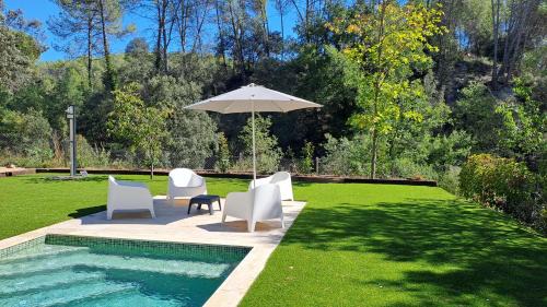 Castellnou de Bages House | TRES TEULADES 8+1