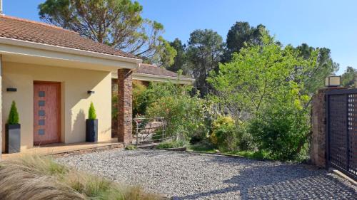 Castellnou de Bages House | TRES TEULADES 8+1