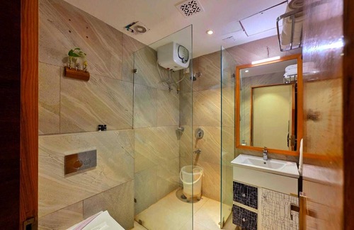 Dhikuli Resort | TRIBHAV Iris Lite Resort Corbett