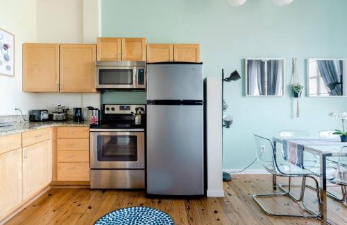 Downtown Apartment | Trifecta 2BR Modern & Spacious Superhost