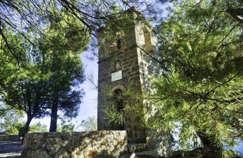 Mesaia Trikala House | Trikalon Muses Art Suites