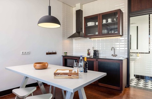 Centro / Baixa Apartment | Tripas-Coração: Large Studio with great views - Clérigos