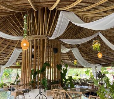 Ban Dong Hotel | Triple Dreams Resort