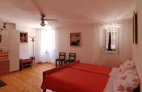 Plomin House | Triple Room Plomin Luka 15078c