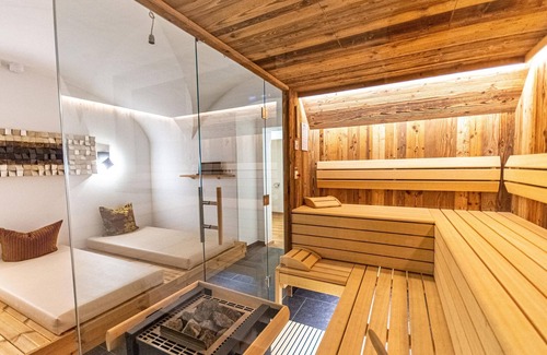 Zell am See Cottage | Triple room, shower, WC, non-smoking - Pension Max