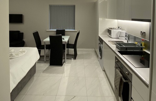 High Wycombe Apartment | Triple Serviced Apartment