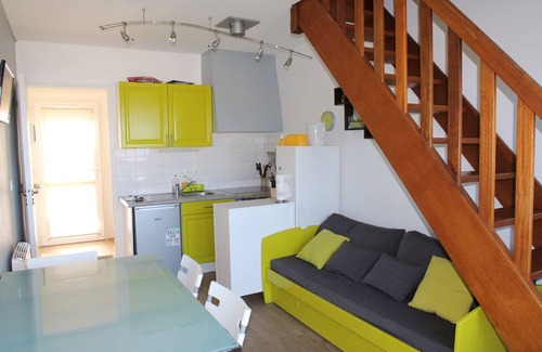 Trevou-Treguignec Apartment | Triplex for 5 people with sea view terrace 100 m from Trestel beach