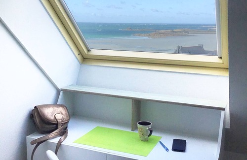 Trevou-Treguignec Apartment | Triplex for 5 people with sea view terrace 100 m from Trestel beach