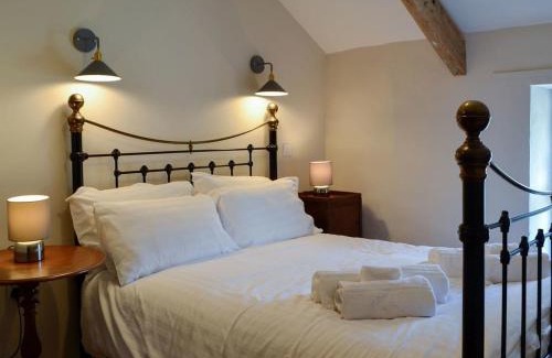 Tregaron House | Troedyrhiw Isaf