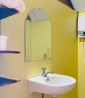 Buon Don Hotel | Troh Bư's Bungalows