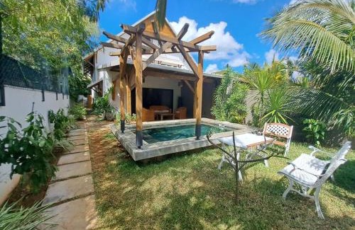 Pointe aux Canonniers Villa | Tropical 3-bedrooms Coastal Residence Creolia