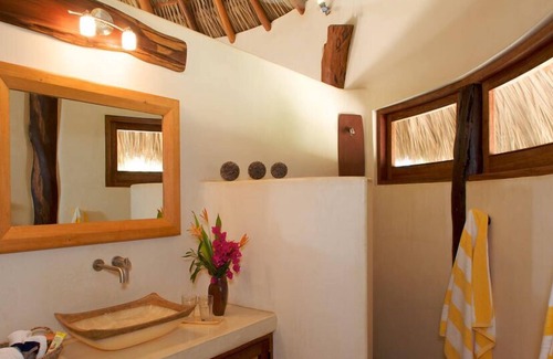 Barra de Potosi Villa | Tropical Beachfront Beauty in Barra de Potosi